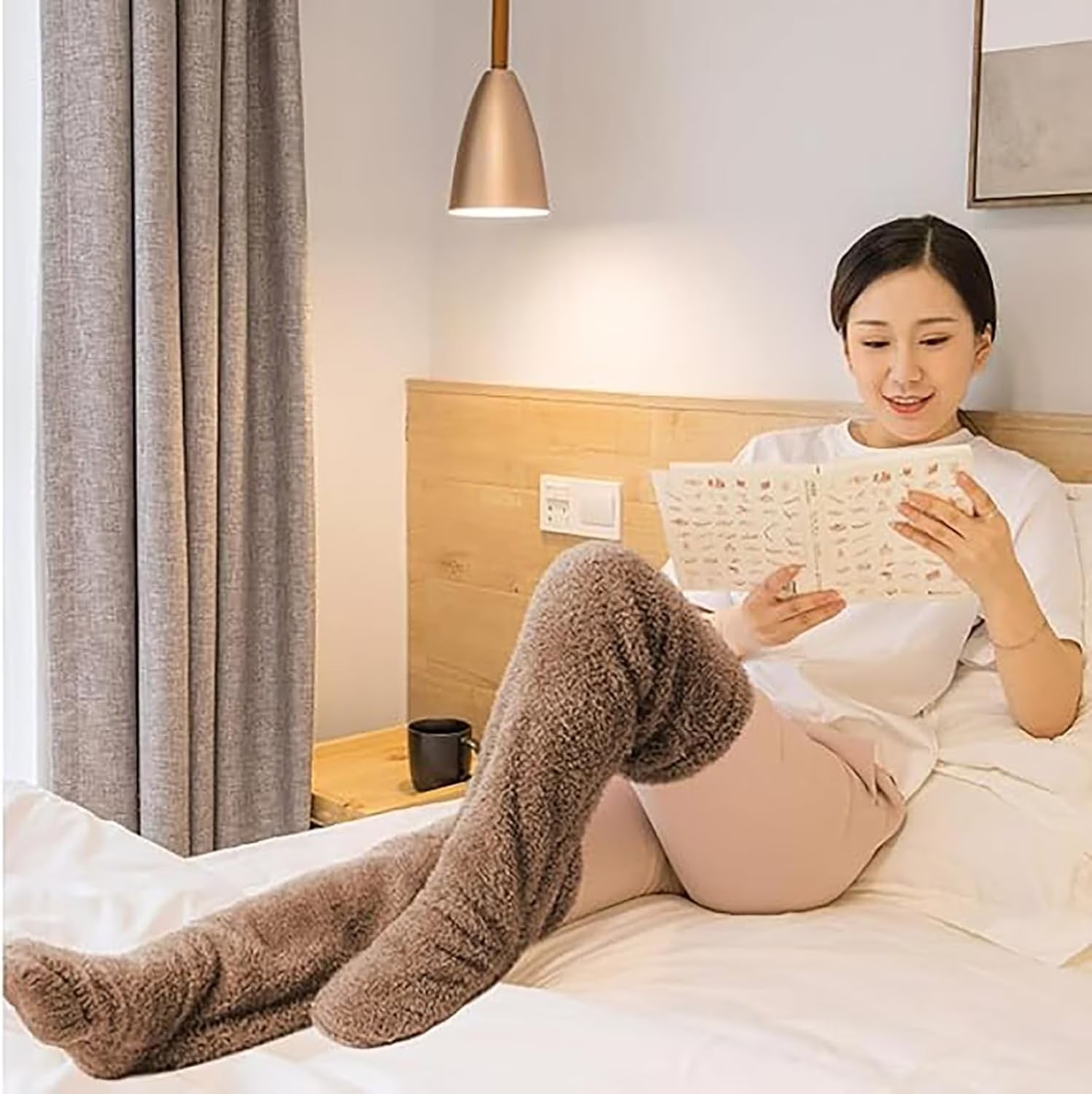 Snuggs Cozy Socks,Snugglepaws Sock Slippers,Snuggs Footwear,Knee High Fuzzy Socks,Knee High Slippers,Snuggs Long Socks，Fuzzy Socks for Women，Snuggs Cozy Socks Thigh High