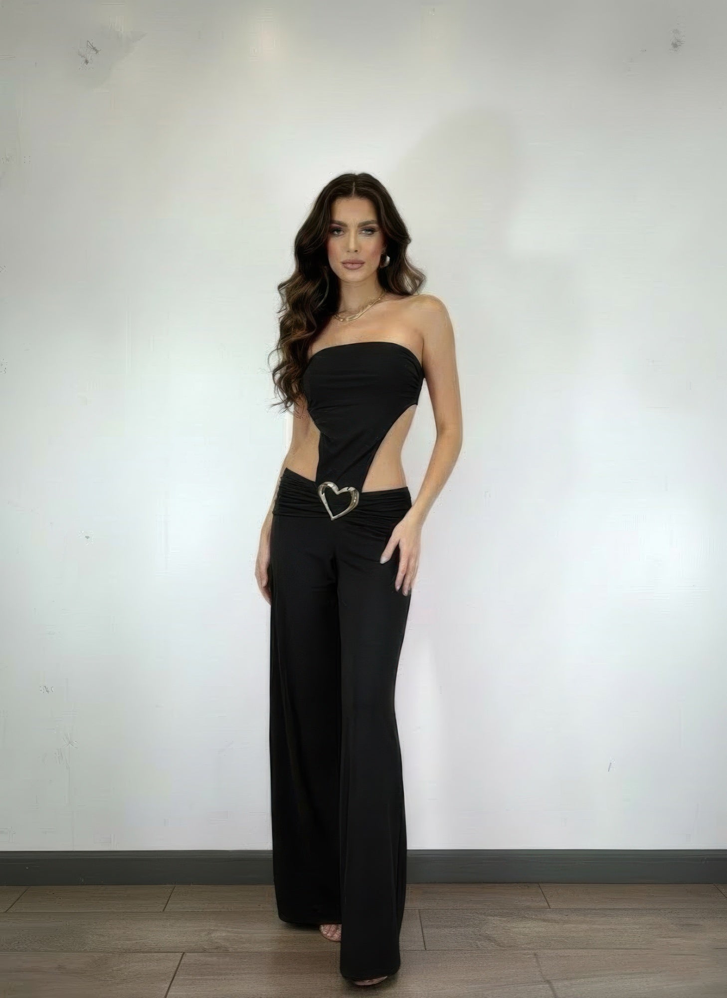 Side Cutouts Gold Heart-shaped Wide-leg Jumpsuit OyeraCharisma